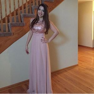 Women’s dress size 6